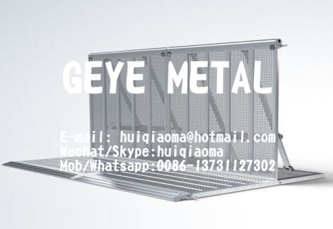 China Portable Perforated Windbreak Fences, Mobile Steel Windbreaks,Porous Temporary Wind Dust Fence supplier