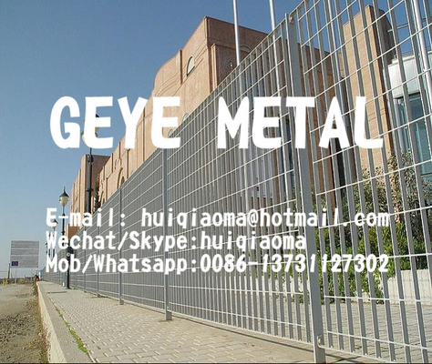 China Welded Steel Bar Grating Fences, Architectural Fence Gratings Screen, Green Wall Metal Grilles supplier