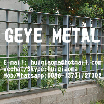 China Press Locked Steel Bar Grating Fences, Perimeter High Security Fence Grates Guard for Prison supplier