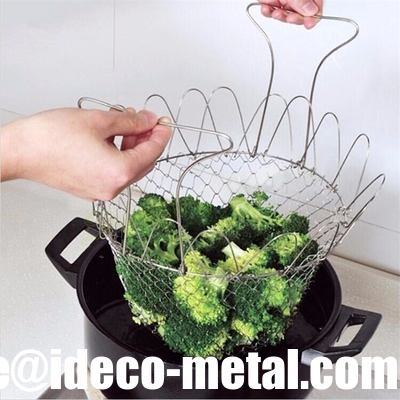 Chef metal basket strainer, Foldable Kitchen Fry chef basket, Cooking net wire mesh basket supplier